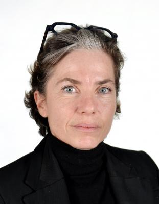 Stéphanie HERROU, colistière aux côtés de Florence CHARTIER-LOMAN, candidate aux élections municipales de Fouras-les-bains